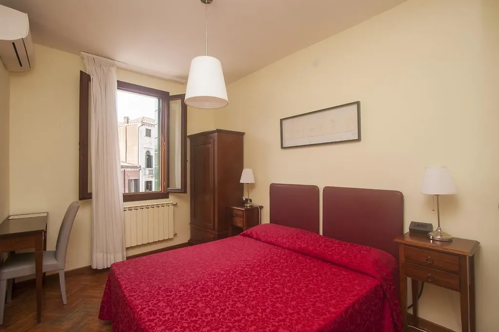 Hotel Dalla Mora Benátky