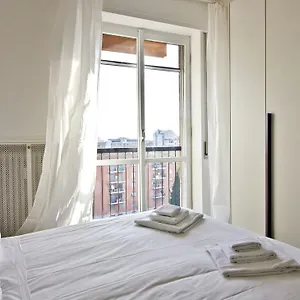 https://italianway-apartments-alzaia-naviglio-pavese.it-lombardy.com